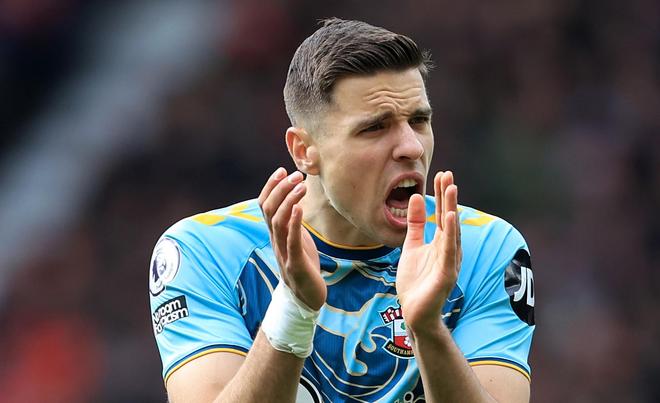 爱游戏体育- 比赛局势复杂引发热议！，穆雷在阿森纳比赛中出色发挥引发球迷热议