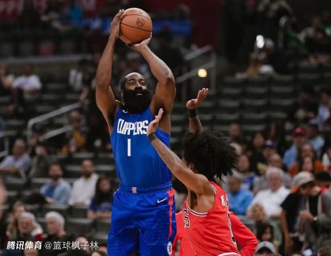 AYX-哈登回归赛场，逆转首场状态亮眼，公牛观众沸腾！的简单介绍